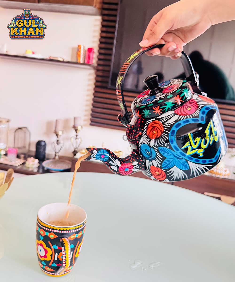 12-3_1 - Gul Khan Truck Art