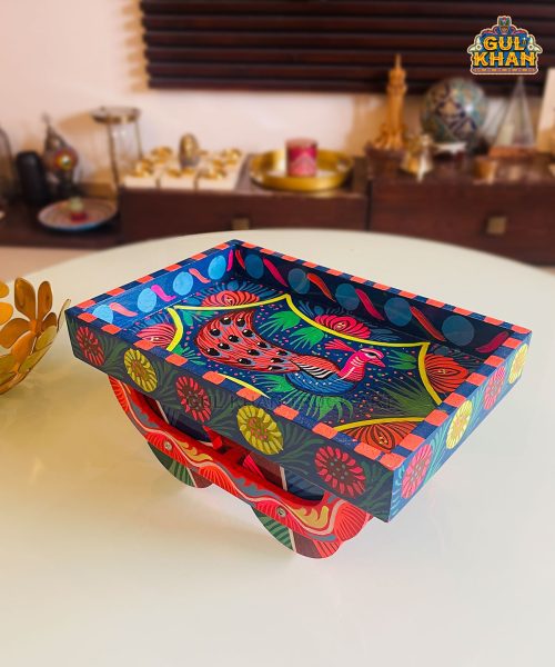 Tray with moving Wheels 014