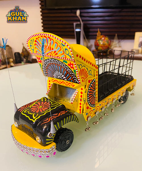 2-97 - Gul Khan Truck Art