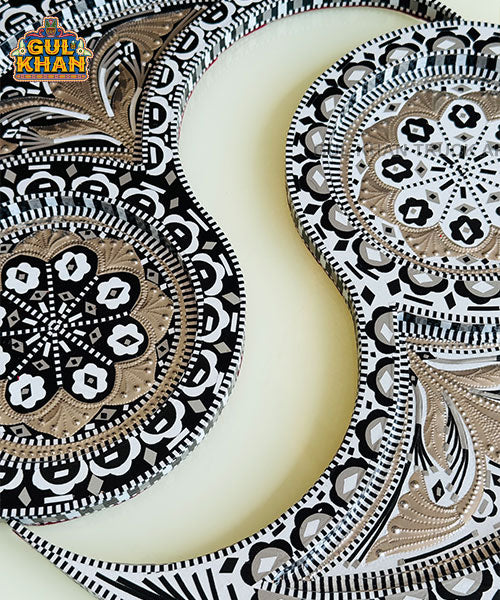 4-2-1_5efee232-871b-4c03-919b-83857eead7b3 - Gul Khan Truck Art