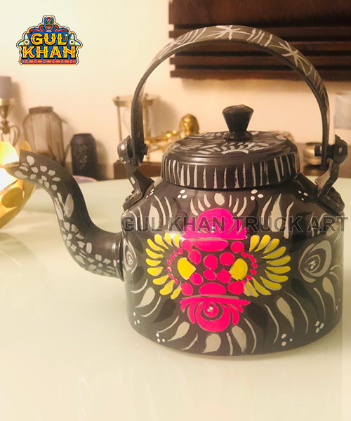 Gray Scale Kettle Design 0032