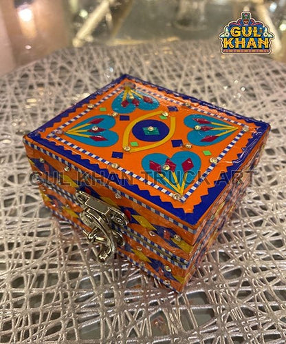 Web17 - Gul Khan Truck Art