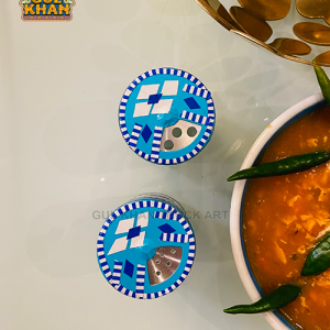 Truck Art Salt and Pepper Shaker 01